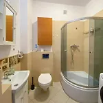 Πανσιόν Swietokrzyska 32 1